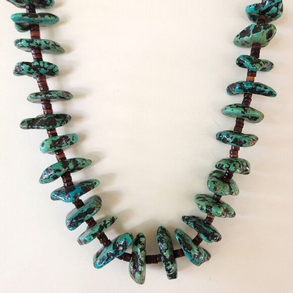 Vintage Turquoise Nugget and Fine Heishi Necklace - Picture 2 of 9